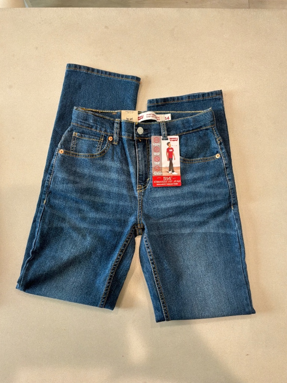 Levis 514 Straight Fit Jean. adjustabe waistband